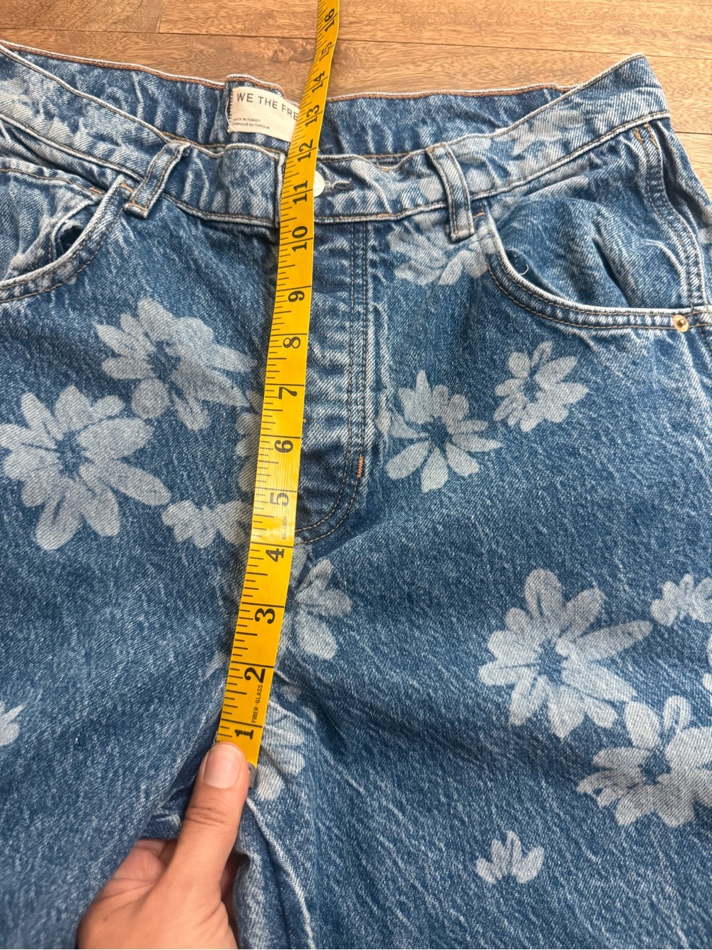We The Free Good Luck Daisy Printed Denim Barrel Leg Jeans 30 - Picture 9 of 10